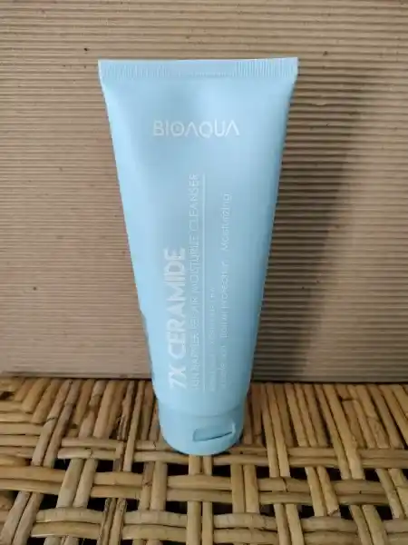 moisturize cleanser